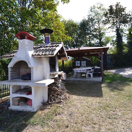 Casa Vacanze Mingos Lodio Di La Carpineta Exteriér fotografie