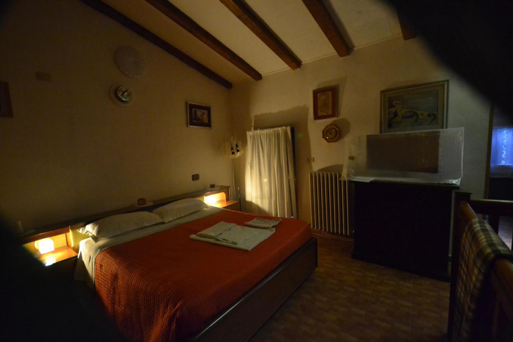 Casa Vacanze Mingos Lodio Di La Carpineta Exteriér fotografie